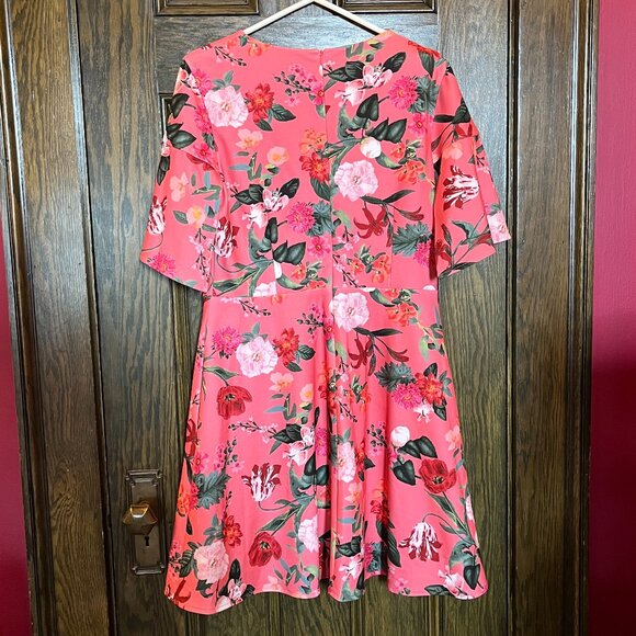 Coral Floral Vince Camuto Cocktail Dress (Size 14) - Picture 2 of 3